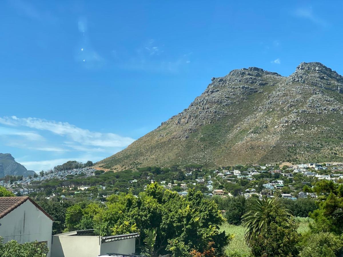 Cosy And Unique Family Retreat In Hout Bay Villa Cape Town Bagian luar foto