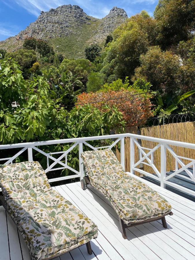 Cosy And Unique Family Retreat In Hout Bay Villa Cape Town Bagian luar foto