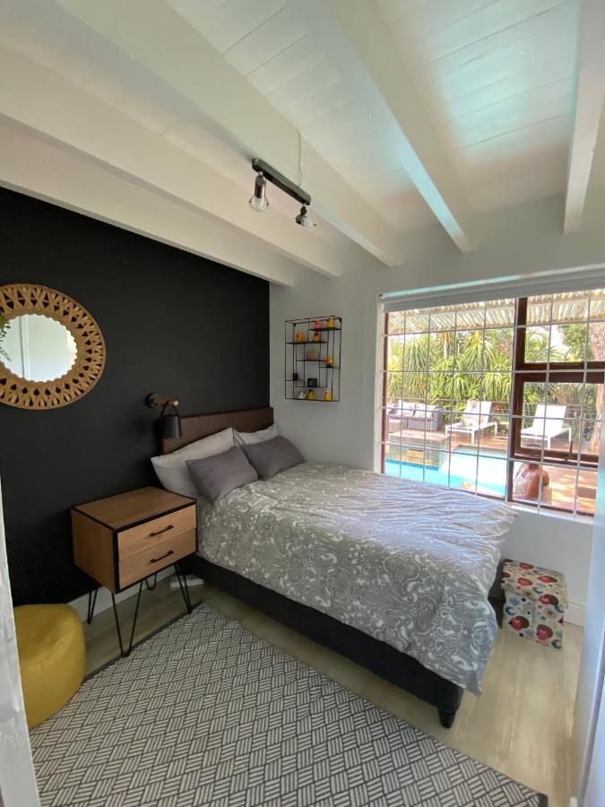 Cosy And Unique Family Retreat In Hout Bay Villa Cape Town Bagian luar foto