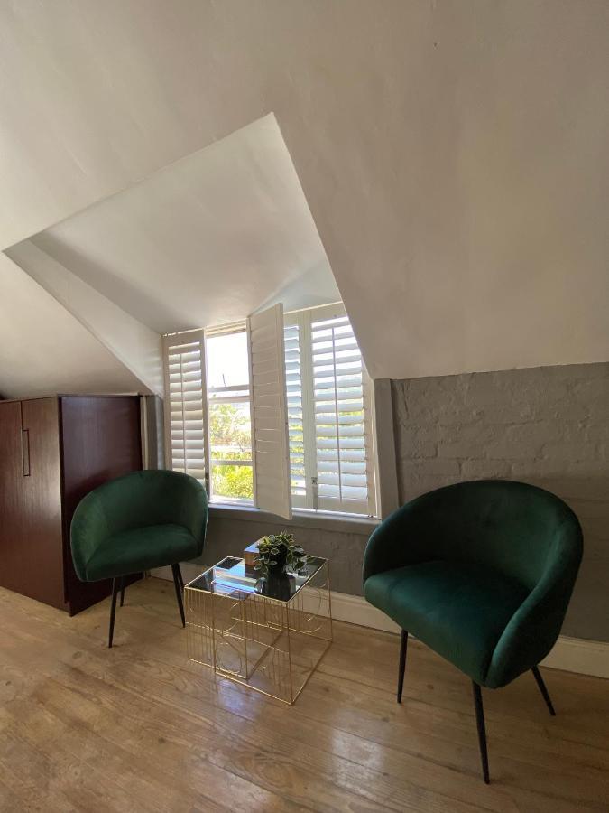 Cosy And Unique Family Retreat In Hout Bay Villa Cape Town Bagian luar foto