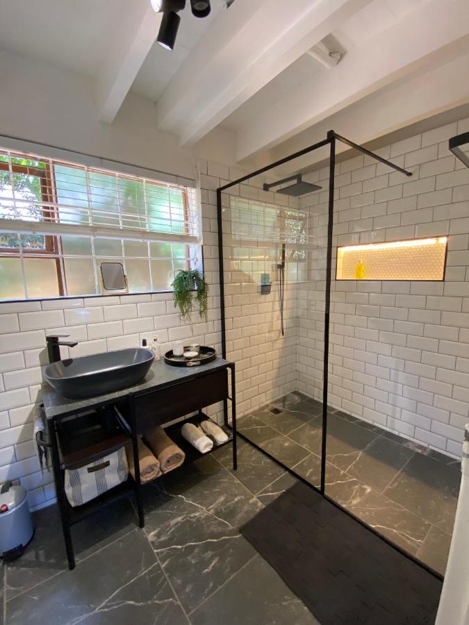 Cosy And Unique Family Retreat In Hout Bay Villa Cape Town Bagian luar foto