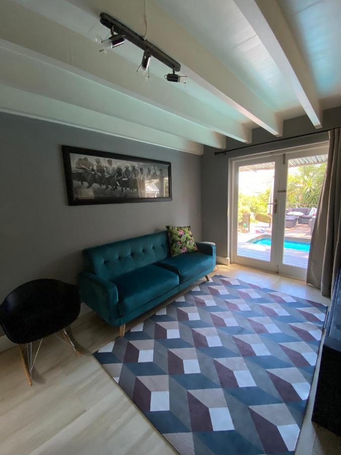 Cosy And Unique Family Retreat In Hout Bay Villa Cape Town Bagian luar foto